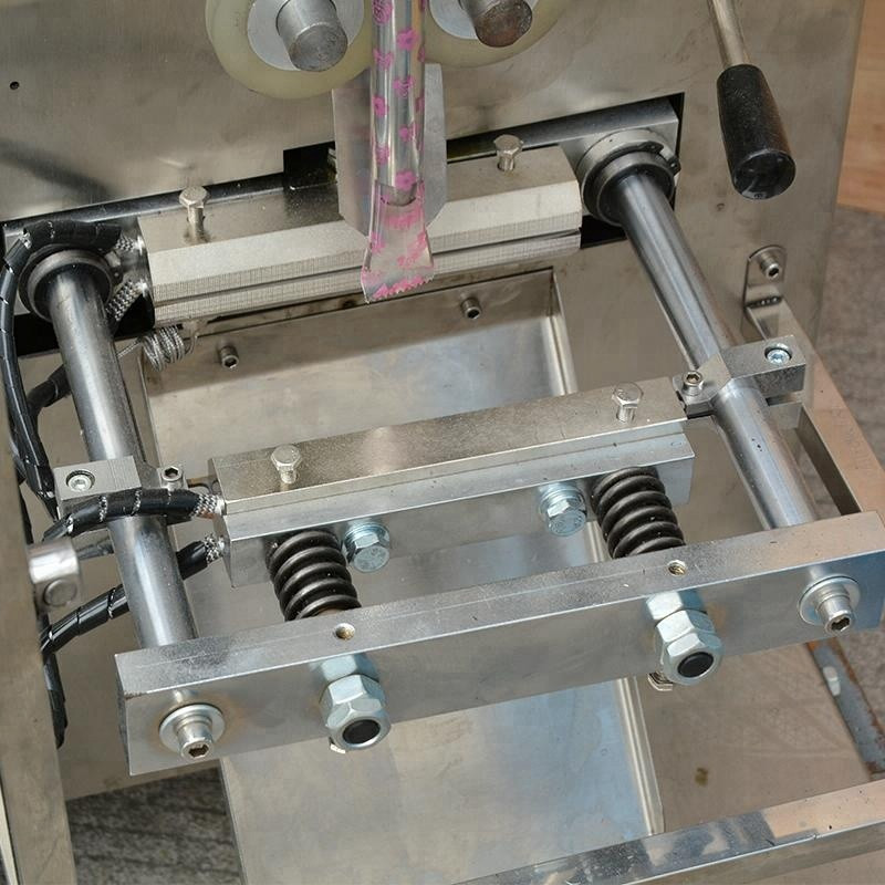 Filling bottling line,Capper,Sealer,Labeler,Packaging machinery