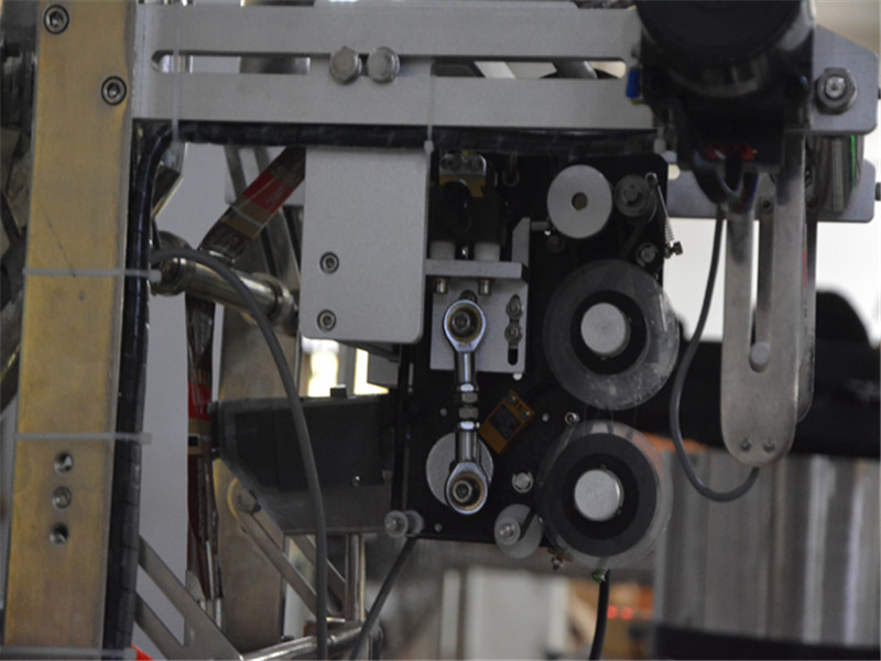 Filling bottling line,Capper,Sealer,Labeler,Packaging machinery