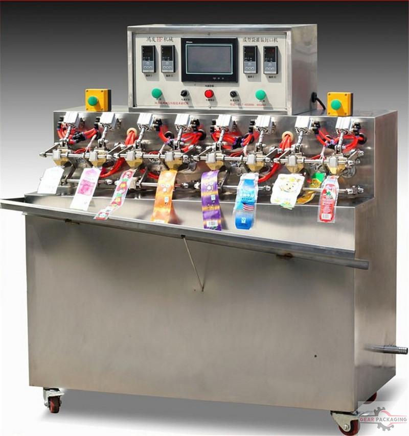 Ice bag store filler